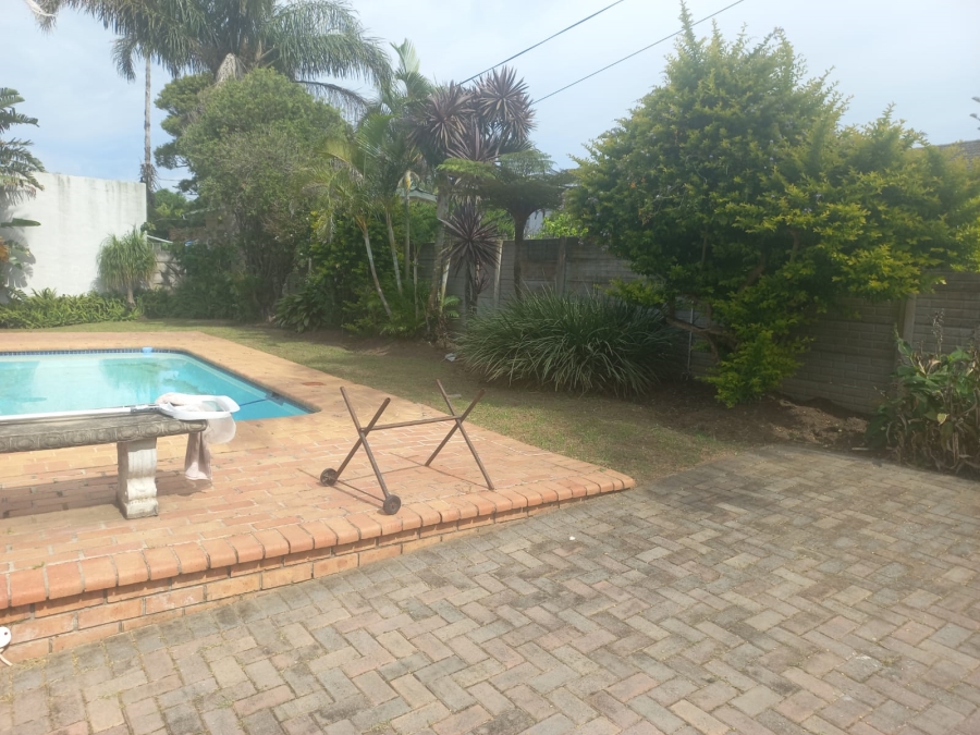 3 Bedroom Property for Sale in Gonubie Eastern Cape